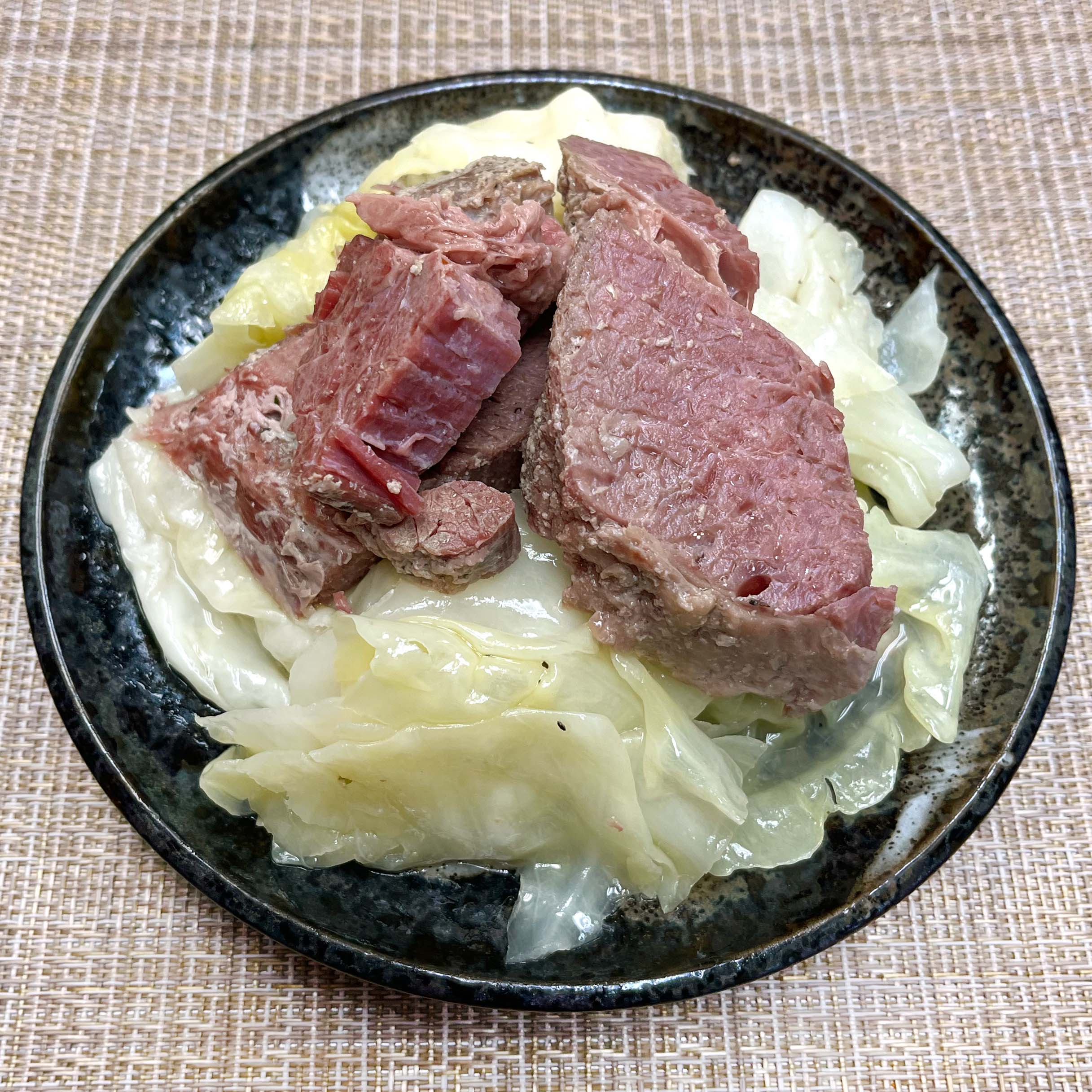 FR CORNED BEEF W/ CABBAGE